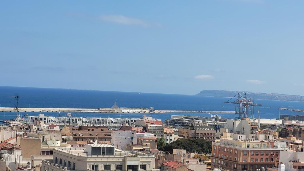 Corazon De Alicante Con Vistas Al Mar Y Al Castillo Exteriör bild